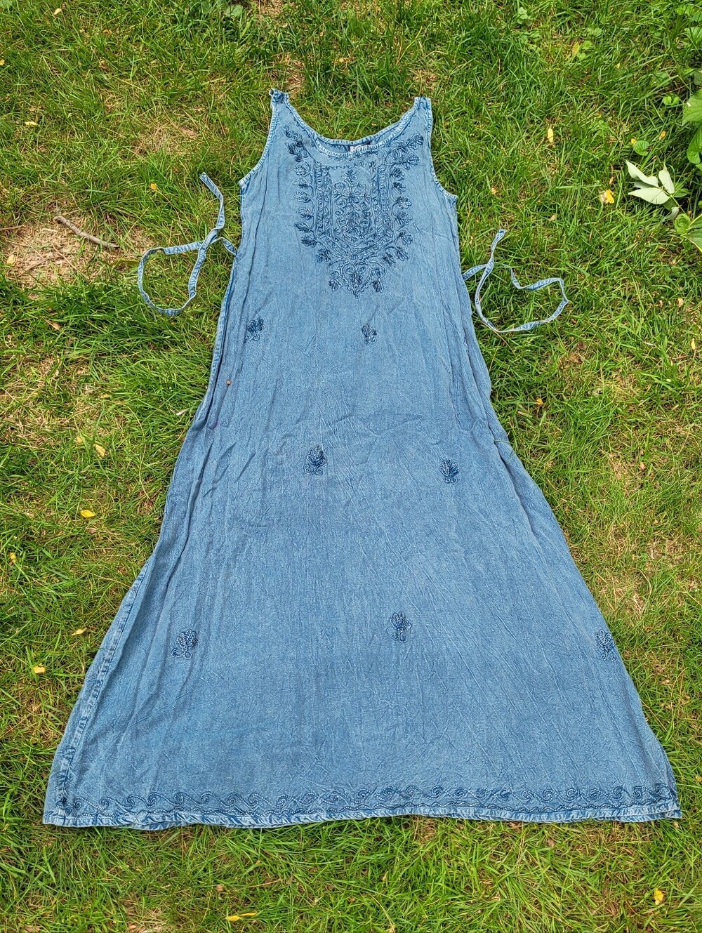 Geeta Blue Rayon Embroidered Midi Dress Medium Boho Cottagecore